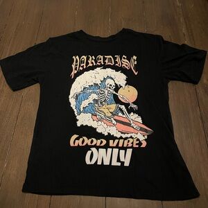 🔴 RGSTR Surfing Skeleton Tshirt